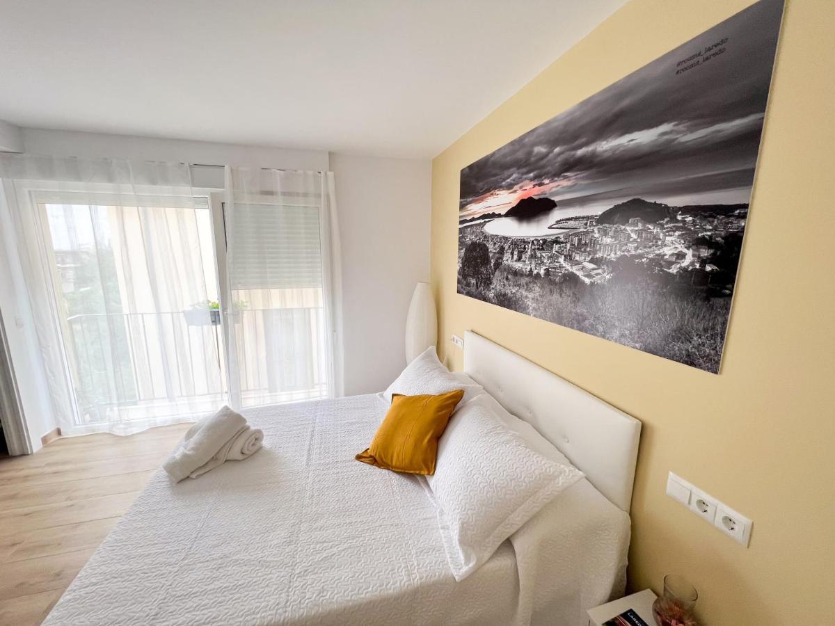 Rooms Laredo Luaran gambar