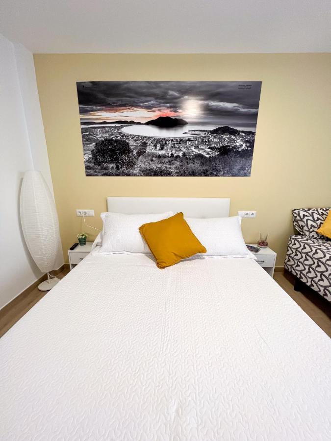 Rooms Laredo Luaran gambar